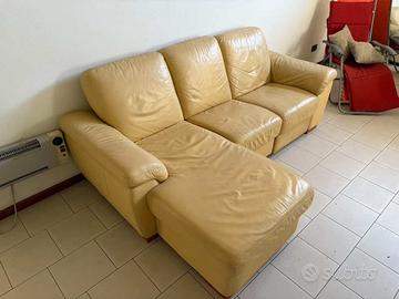 divano in pelle