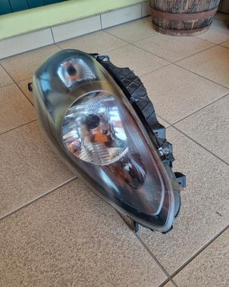 Faro Punto Evo