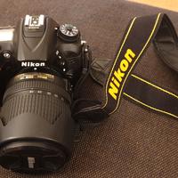 Nikon D7200 + obiettivo 18 140 mm