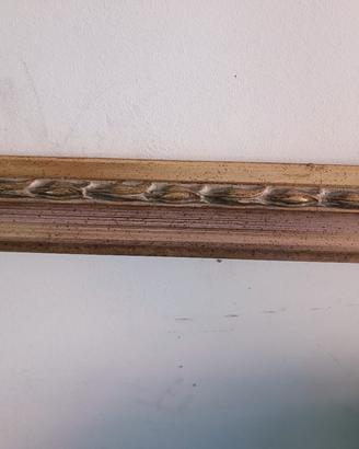 Cornice in foglia d'oro 