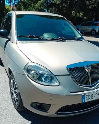 LANCIA YPSILON  EURO 5 anno  2011
