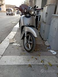 Aprilia Scarabeo 200 - 2004