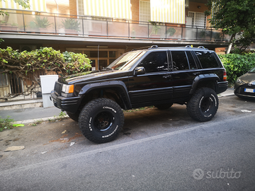 Jeep grand cherokee zj 5.2 v8 omologata