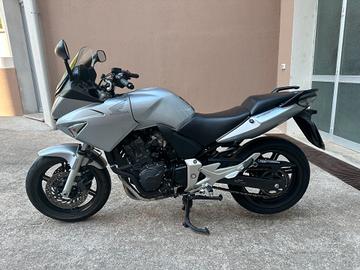 Honda CBF 600