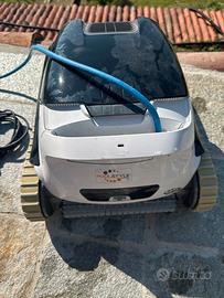 Robot piscina dolphin 30