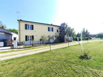 PORZIONE DI BIFAMILIARE A FIORENZUOLA D'ARDA