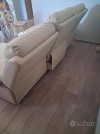 Divano 3 posti reclinabile in semipelle beige