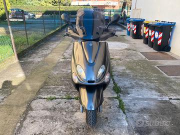 Yamaha majesty 180cc