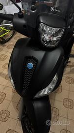 Scooter Medley Piaggio 125