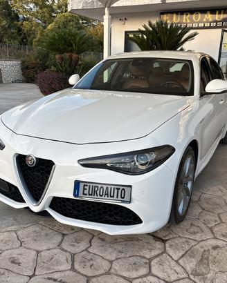 Alfa Romeo Giulia 2.2 Turbodiesel 210 CV Q4 Veloce