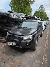 LAND ROVER FREELANDER DEL 2004 PER RICAMBI