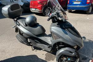 Piaggio MP3 300 Yourban Sport