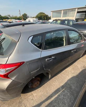 FIANCATA DESTRA NISSAN PULSAR 1.5 TB 2016 PER RICA