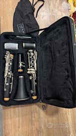 Clarinetto in Sib con custodia e accessori OQAN