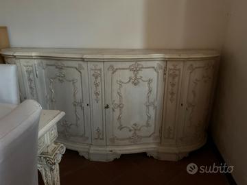 Credenza con tavolo