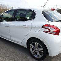 Peugeot 208 HDI 1.4 58KW (60 HP)