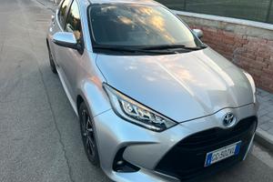 Yaris  trend  hibrid
