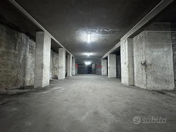 Via Oliveto Scammacca magazzino/deposito -a3