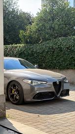 Alfa Romeo Giulia Launch Edition 180cv AT8