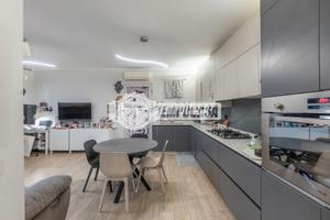 TRILOCALE RISTRUTTURATO ZONA CENTRALE