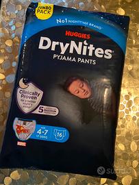 Pannolini Huggies Drynites 4-7 anni