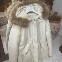 Parka color panna taglia M modello woolrich