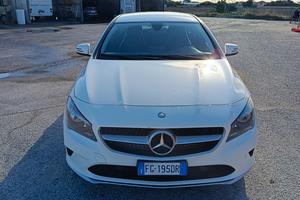 Mercedes CLA SW 1.5 Diesel  Bianca - Neopatentati 