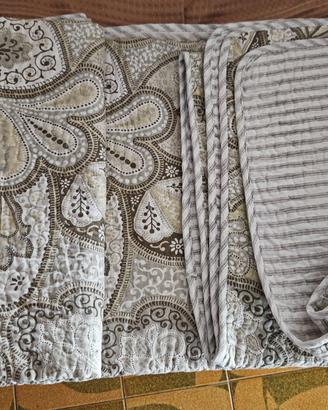 Trapunta leggera singola copriletto paisley