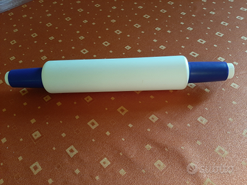 Mattarello Tupperware utilizzabile con acqua