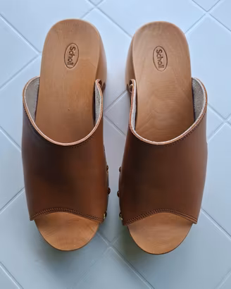 Zoccolo Scholl Pescura 