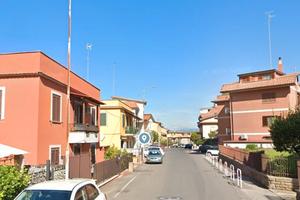 Monterotondo accogliente bilocale arredato