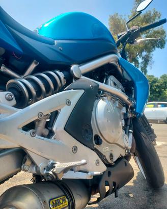 Kawasaki er6n pronta