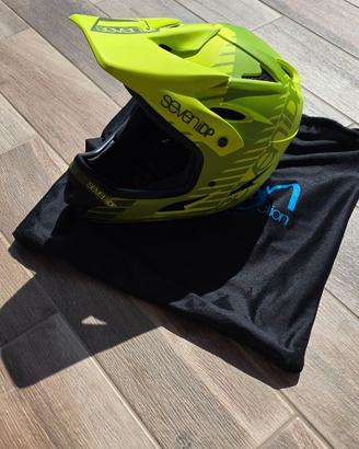 Casco 7iDP. Taglia S