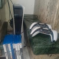  PlayStation 5 usata molto poco con 2 joystic