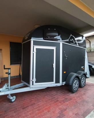 trailer trasporto cavalli