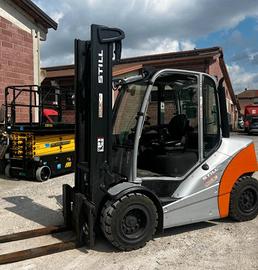 carrello elevatore still