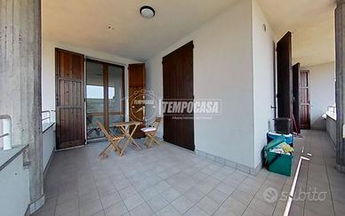 SPLENDIDO TRILOCALE CON AMPIO TERRAZZO!