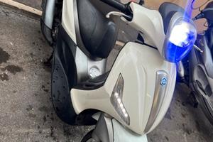 Piaggio beverly 125
