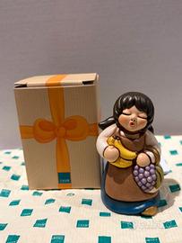 Donna con frutta Presepe Classico Thun Blu