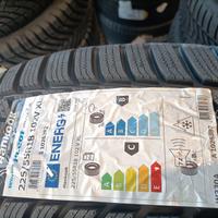 Gomme invernali Hankook 225/55 R18 102V XL