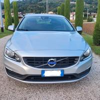 VOLVO V60 D3 KINETIC Business Plus 2018