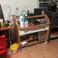 🪑 Scrivania cameretta/lavoro con ruote e mensole 📚