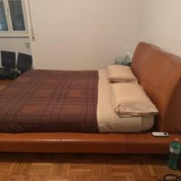 Letto cuoio marca Baxter