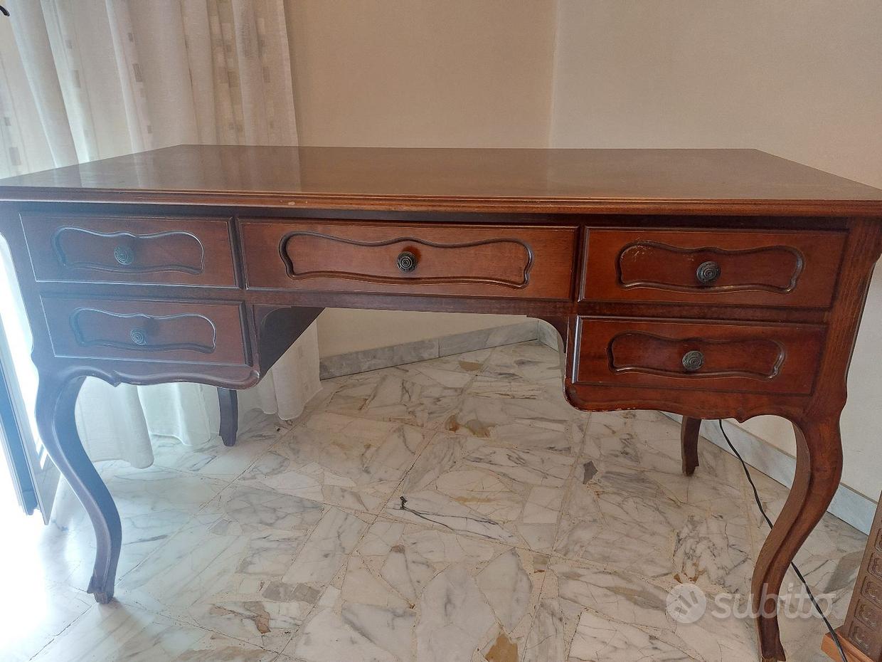 Scrivanie classiche Mobili usati