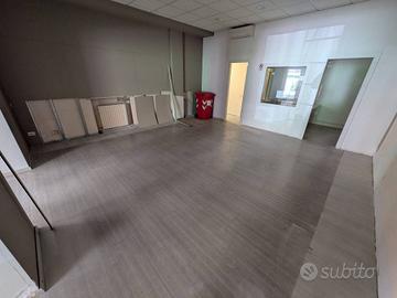 Immobile di 180 m² a Pesaro