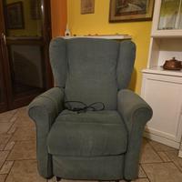 Poltrona Relax Alzapersona Motorizzata