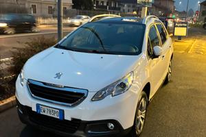 PEUGEOT 2008 motore nuovo certificato