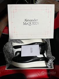 Alexander Mcqueen