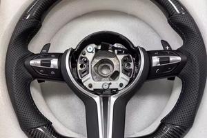 volante carbonio bmw