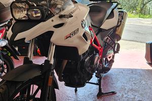 BMW F700 GS 2017 SUPER ACCESSORIATA